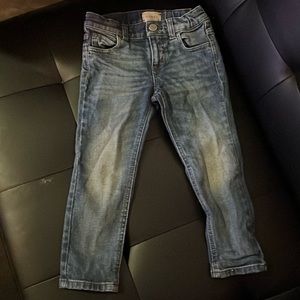 Kids Gucci jeans, size 4. No need for them so selling.